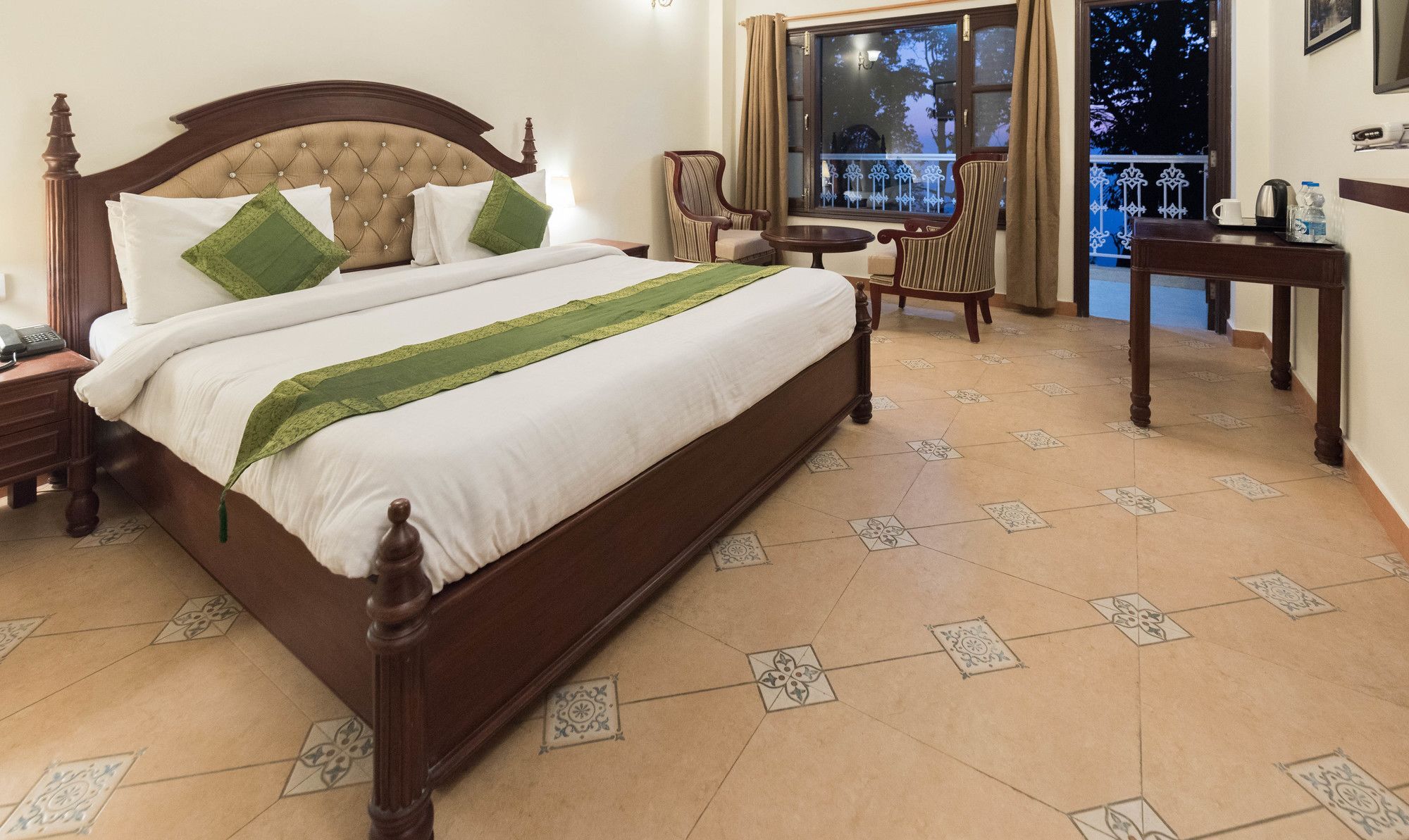Hotel Treebo Royal Mansion à Mussoorie Extérieur photo